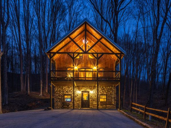 344 Skaggs Road, Londonderry, OH 45647