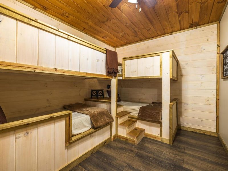 344 Skaggs Road, Londonderry, OH 45647 Photo 17