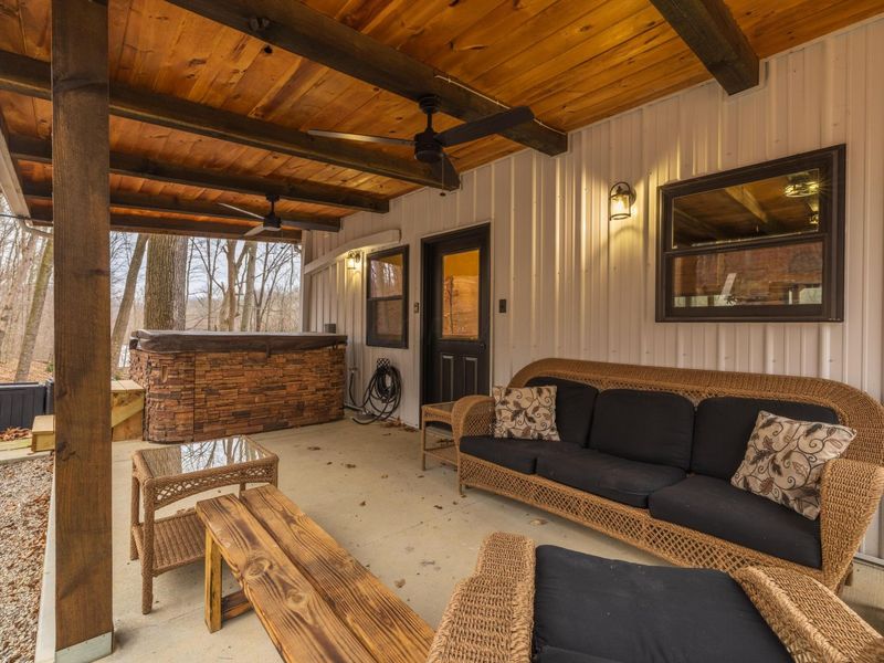 344 Skaggs Road, Londonderry, OH 45647 Photo 4