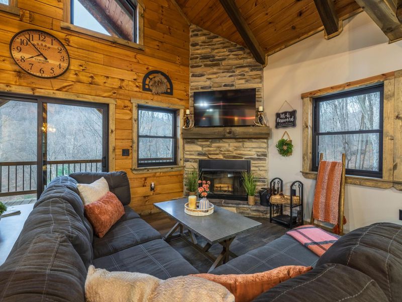 344 Skaggs Road, Londonderry, OH 45647 Photo 7