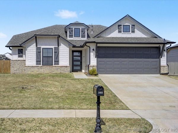 7303 E 89th Street, Owasso, OK 74055