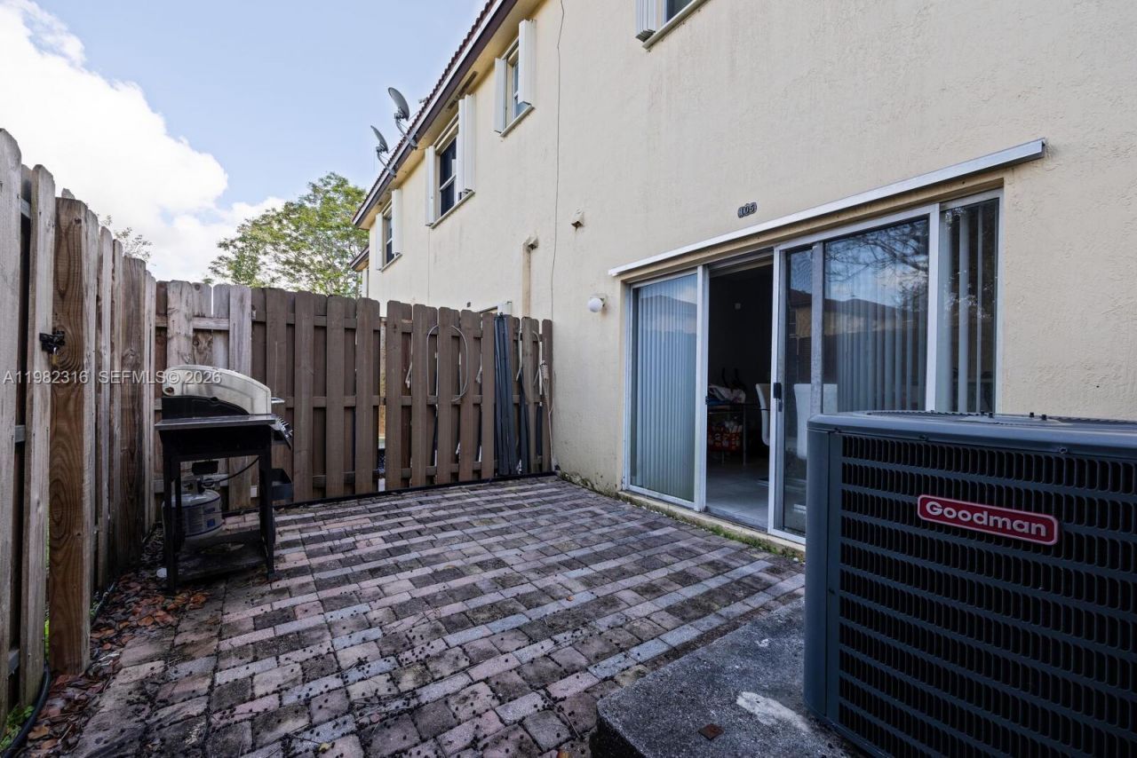 3335 NE 13th Cir Dr, Unit 105-27, Homestead, FL 33033 Photo