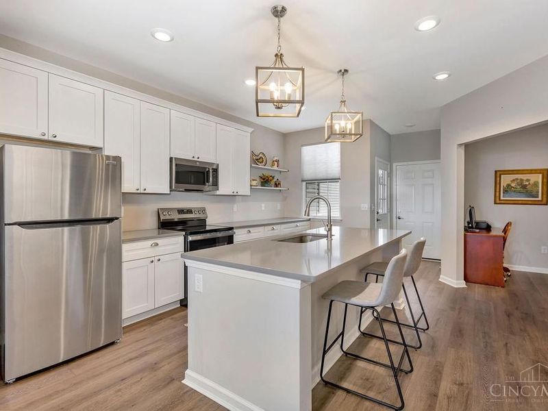 5012 Garden Grove Lane, Cincinnati, OH 45238 Photo 10