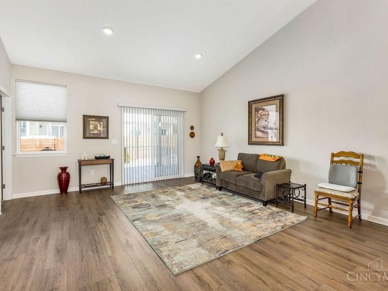 5012 Garden Grove Lane, Cincinnati, OH 45238 Photo 14