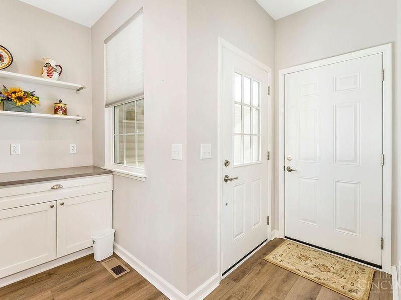 5012 Garden Grove Lane, Cincinnati, OH 45238 Photo 6