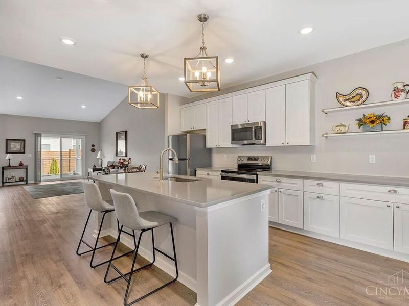 5012 Garden Grove Lane, Cincinnati, OH 45238 Photo 7