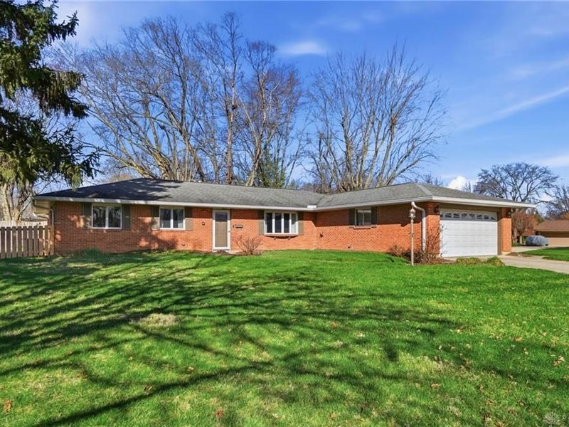 2826 Shetterly Lane, Centerville, OH 45440 Photo 2