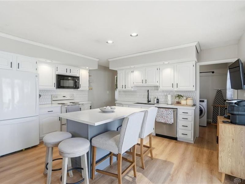 2826 Shetterly Lane, Centerville, OH 45440 Photo 9