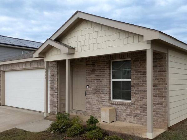 1106 Ripplewood Circle, Chandler, TX 75758