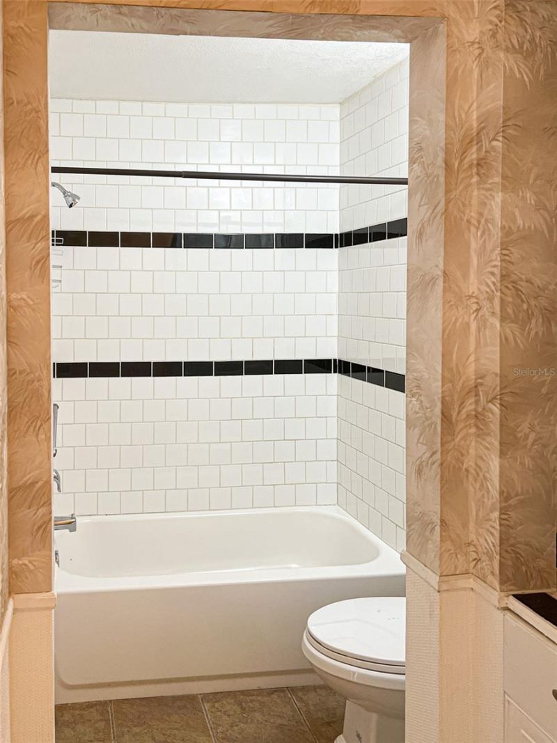 11901 4th Street N, Unit 8102, Saint Petersburg, FL 33716 Photo