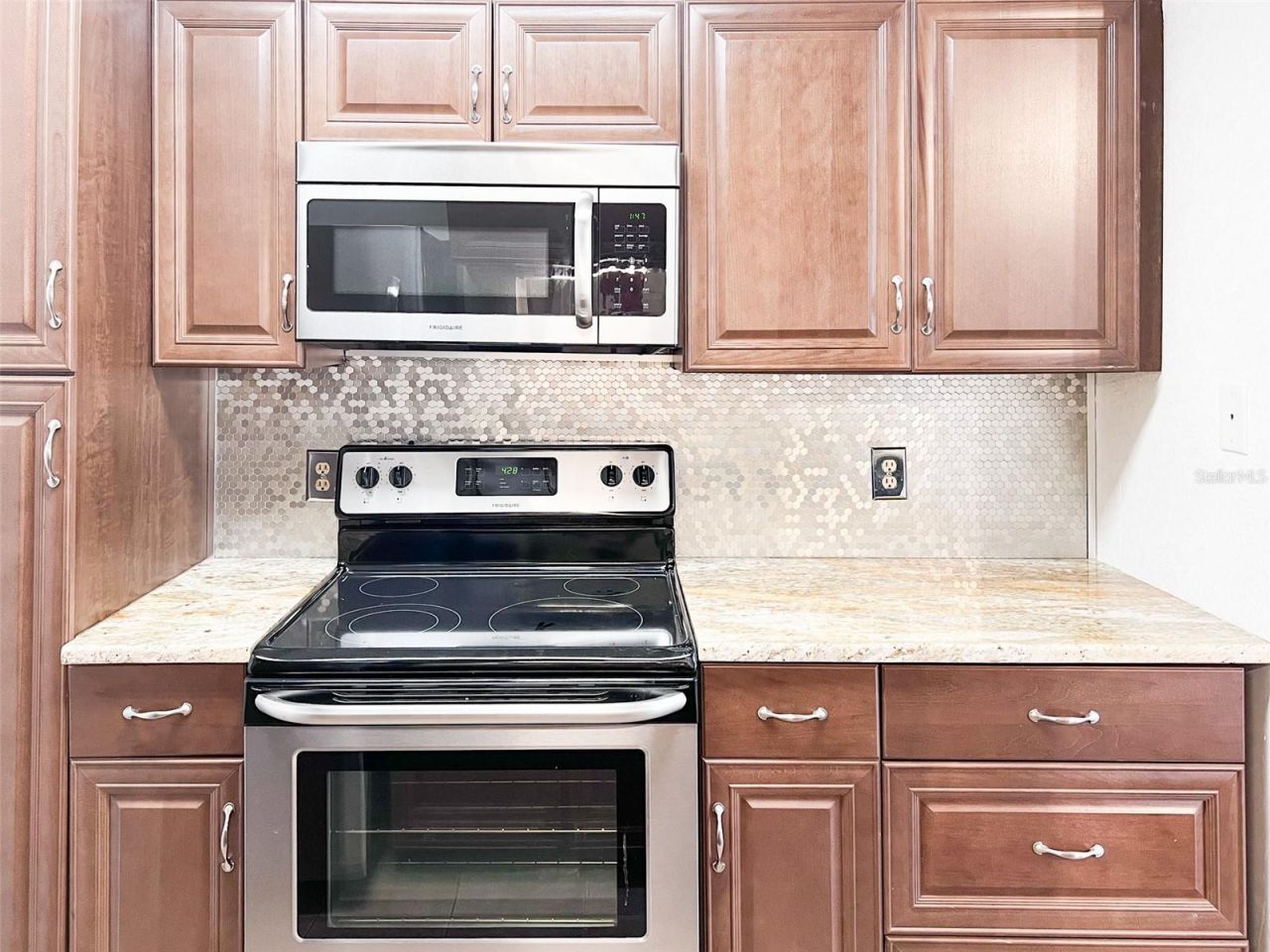 11901 4th Street N, Unit 8102, Saint Petersburg, FL 33716 Photo