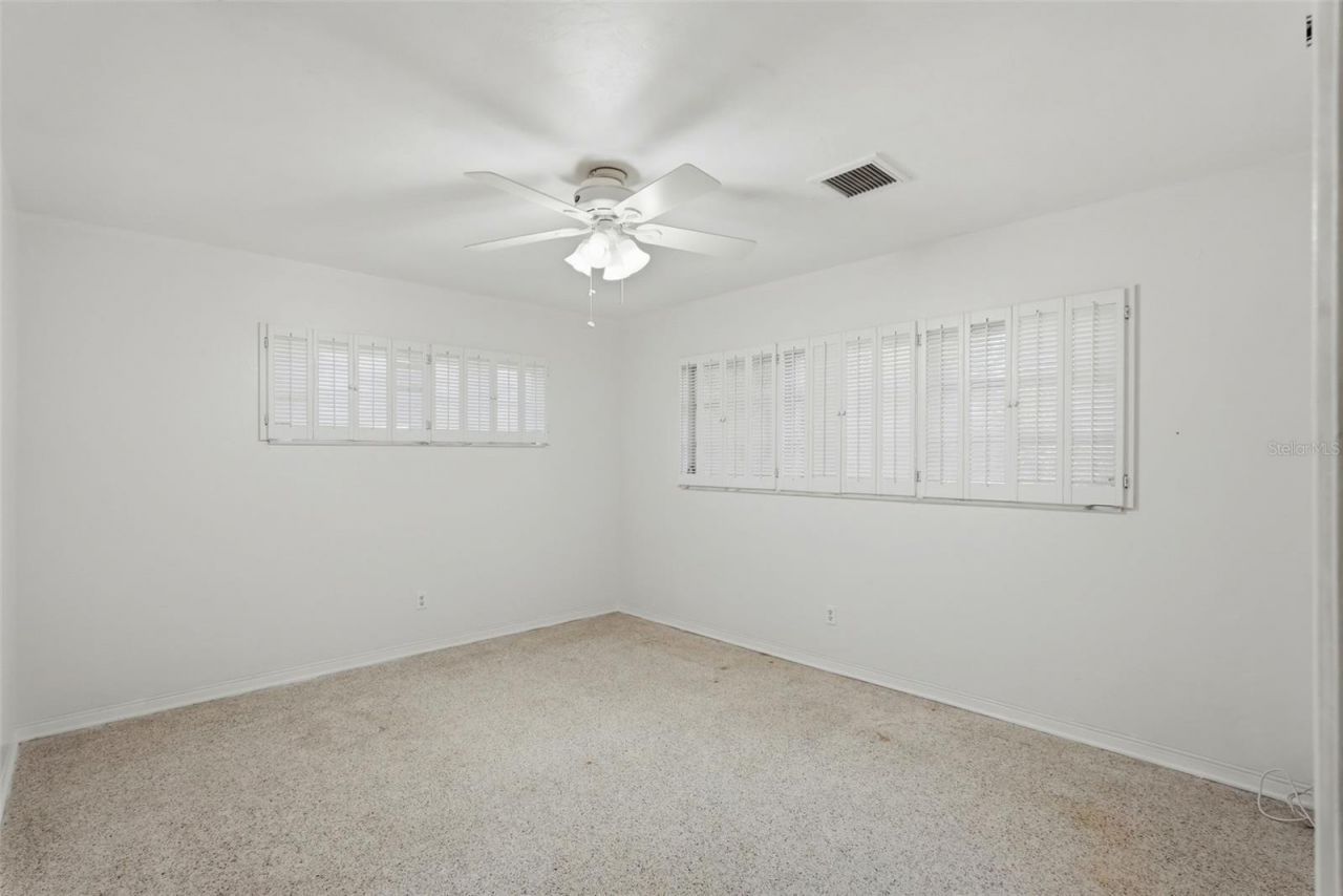 3391 Walnut Street Ne, Saint Petersburg, FL 33704 Photo