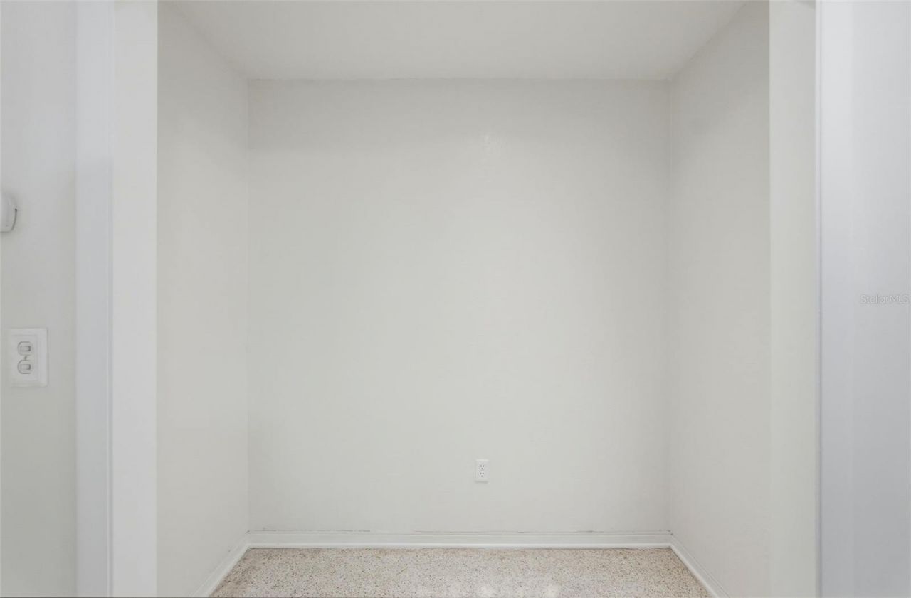 3391 Walnut Street Ne, Saint Petersburg, FL 33704 Photo