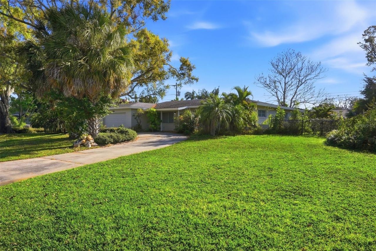 3391 Walnut Street Ne, Saint Petersburg, FL 33704 Photo