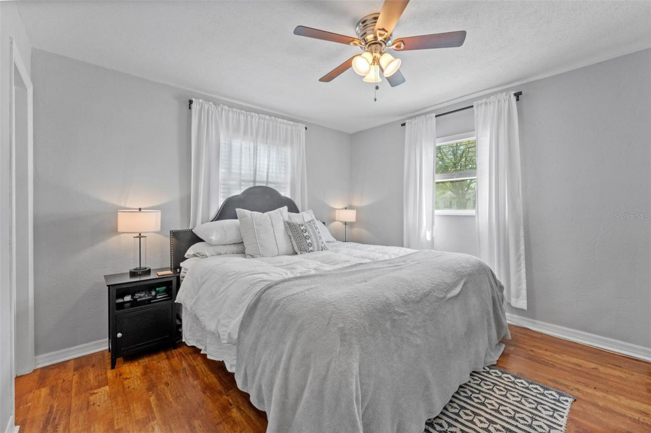 251 Davison Avenue Ne, Saint Petersburg, FL 33703 Photo