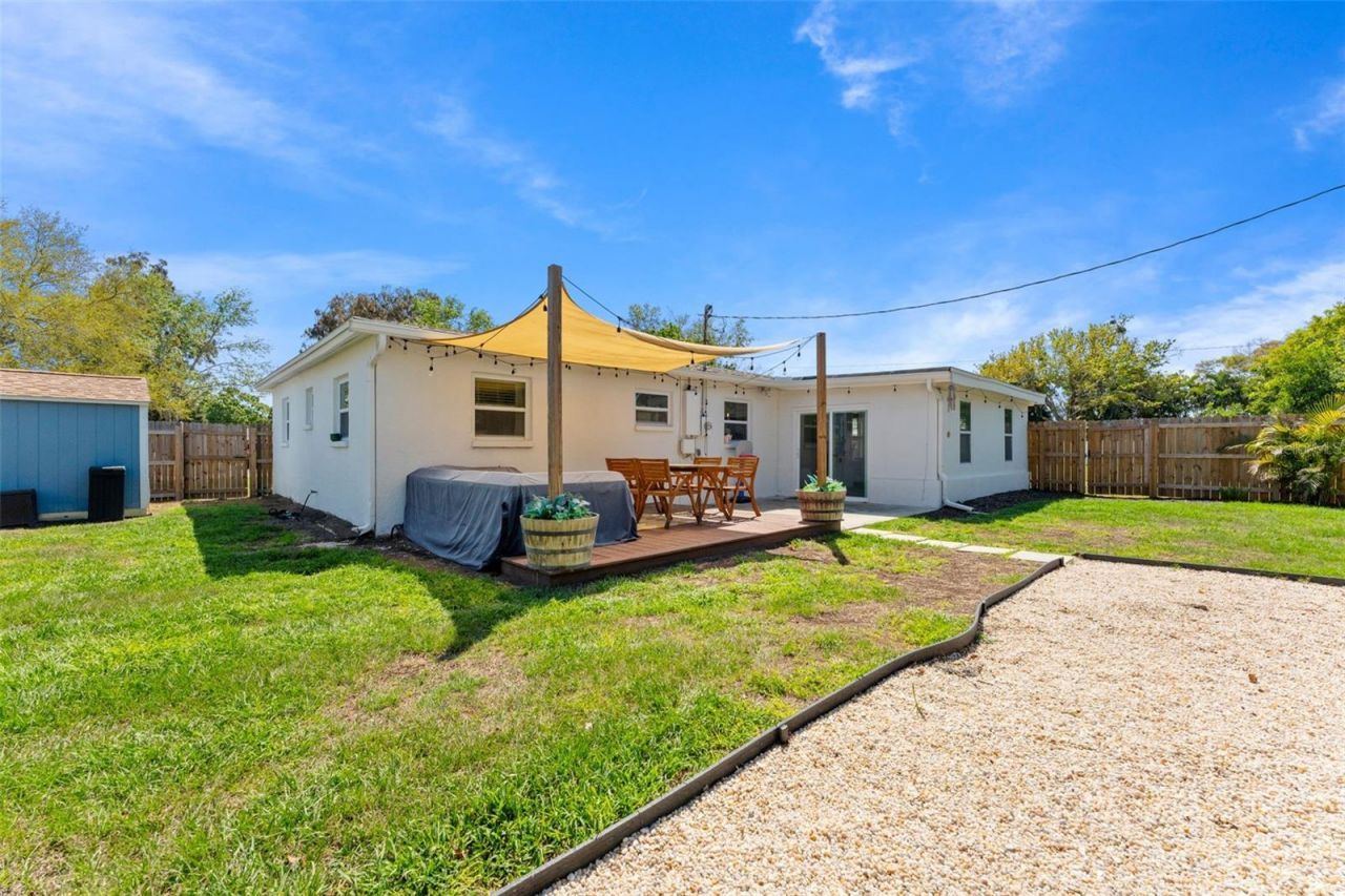 251 Davison Avenue Ne, Saint Petersburg, FL 33703 Photo