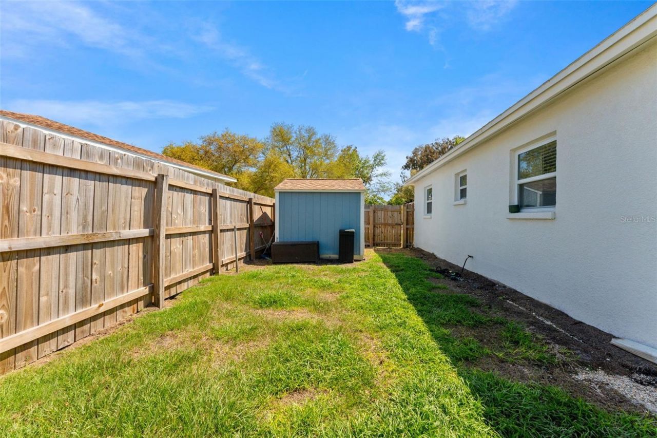 251 Davison Avenue Ne, Saint Petersburg, FL 33703 Photo