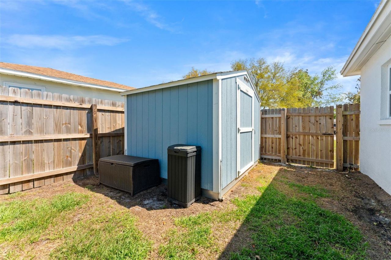 251 Davison Avenue Ne, Saint Petersburg, FL 33703 Photo