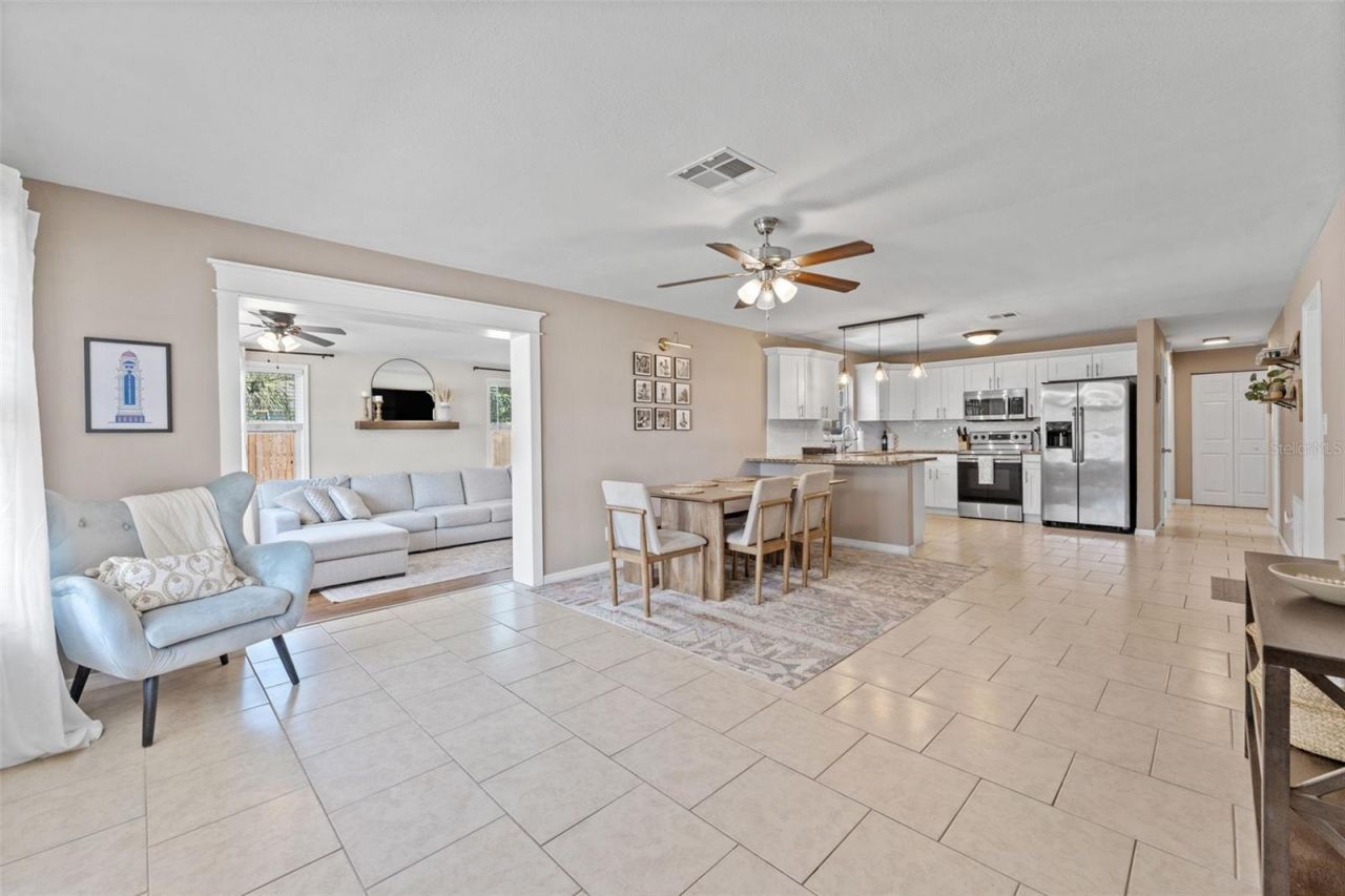 251 Davison Avenue Ne, Saint Petersburg, FL 33703 Photo