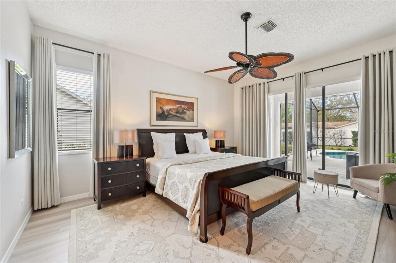 4719 Meadowview Circle, Sarasota, FL 34233 Photo