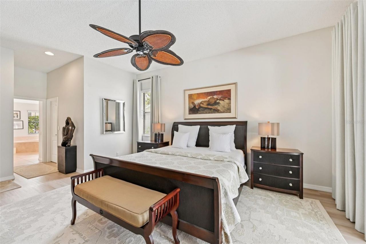 4719 Meadowview Circle, Sarasota, FL 34233 Photo