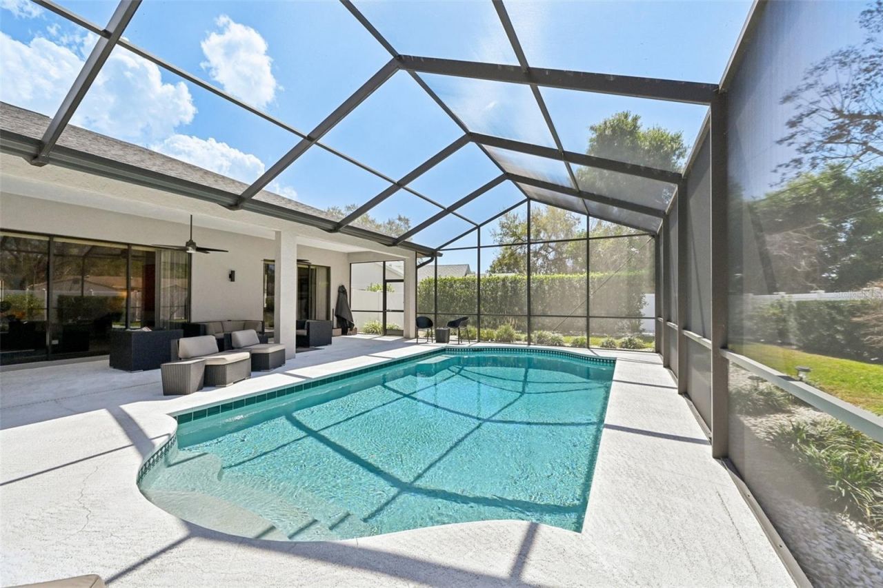 4719 Meadowview Circle, Sarasota, FL 34233 Photo