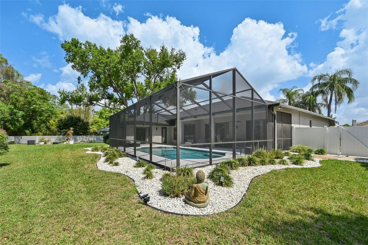 4719 Meadowview Circle, Sarasota, FL 34233 Photo