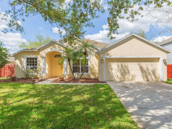 304 APACHE LANE , SEFFNER, FL 33584