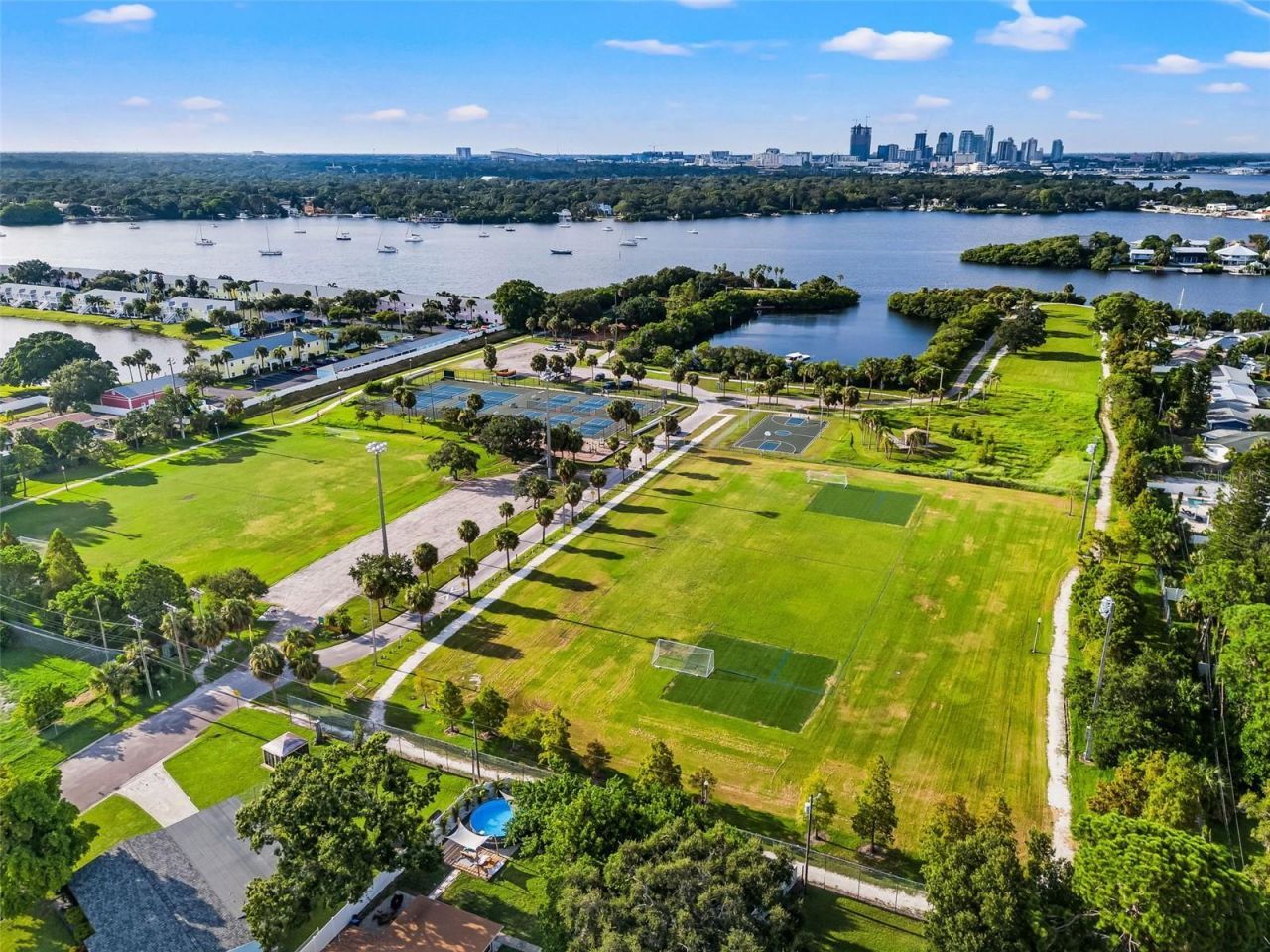 4420 Pompano Drive Se, Saint Petersburg, FL 33705 Photo