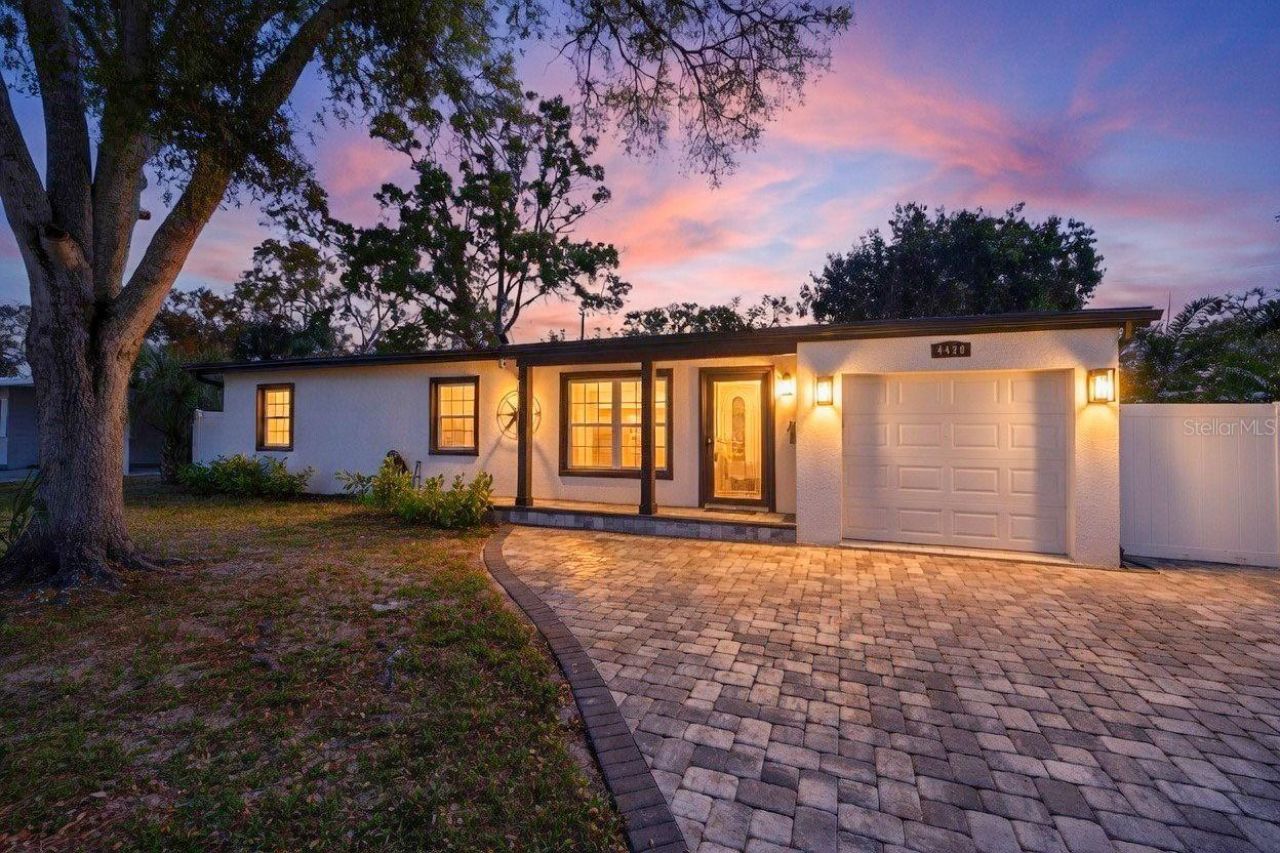 4420 Pompano Drive Se, Saint Petersburg, FL 33705 Photo