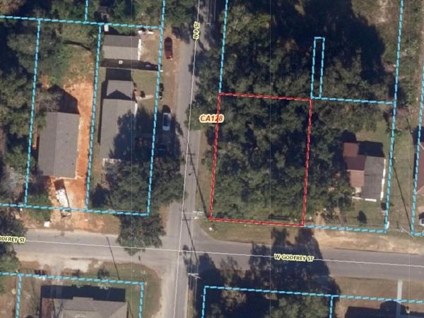 1500 N P STREET , PENSACOLA, FL 32505