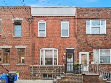 2427 S MOLE STREET, PHILADELPHIA, PA 19145