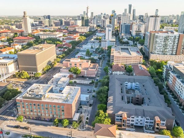501 W 26th ST, Unit 312, Austin, TX 78705
