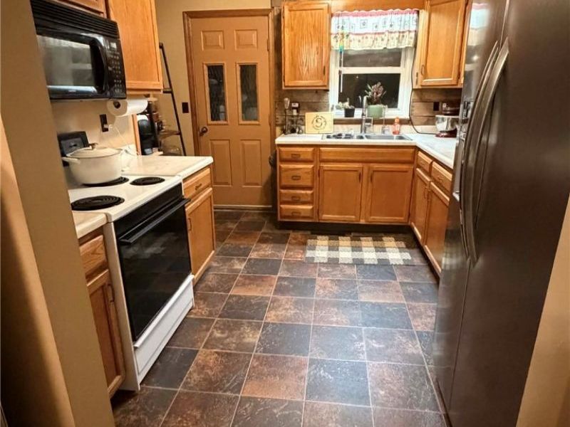 2496 STATE ROUTE 250, Adena, OH 43901 Photo 12