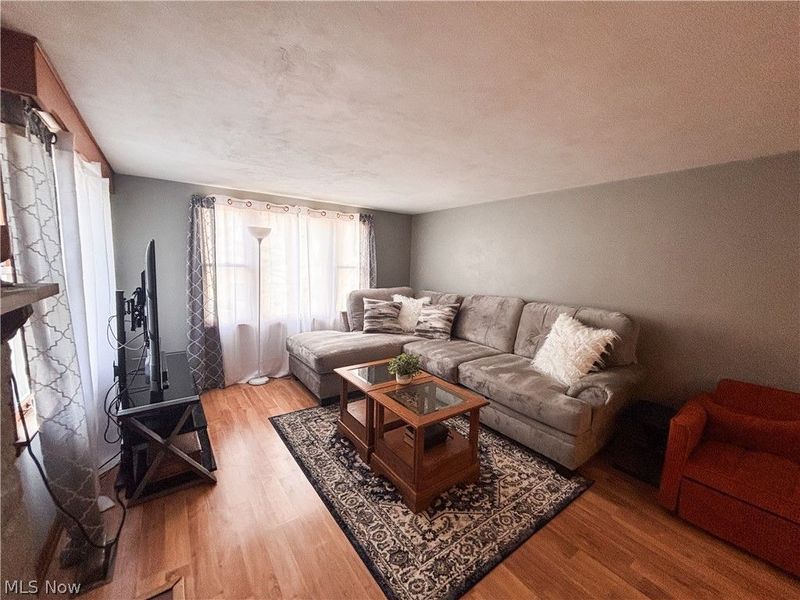 724 E Main Street, Barnesville, OH 43713 Photo 12