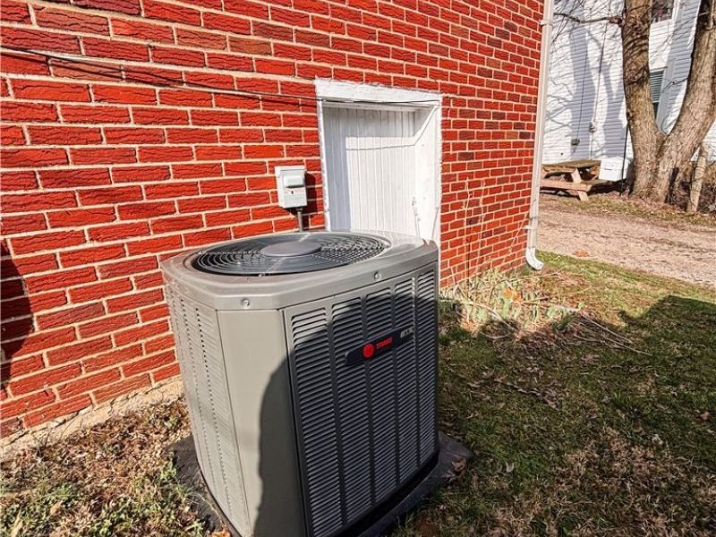 724 E Main Street, Barnesville, OH 43713 Photo 27