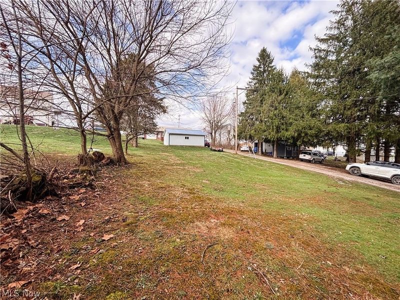 724 E Main Street, Barnesville, OH 43713 Photo 6