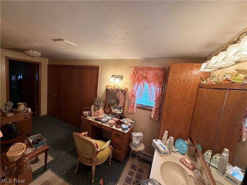 47085 Oak Street, New Waterford, OH 44445 Photo 18