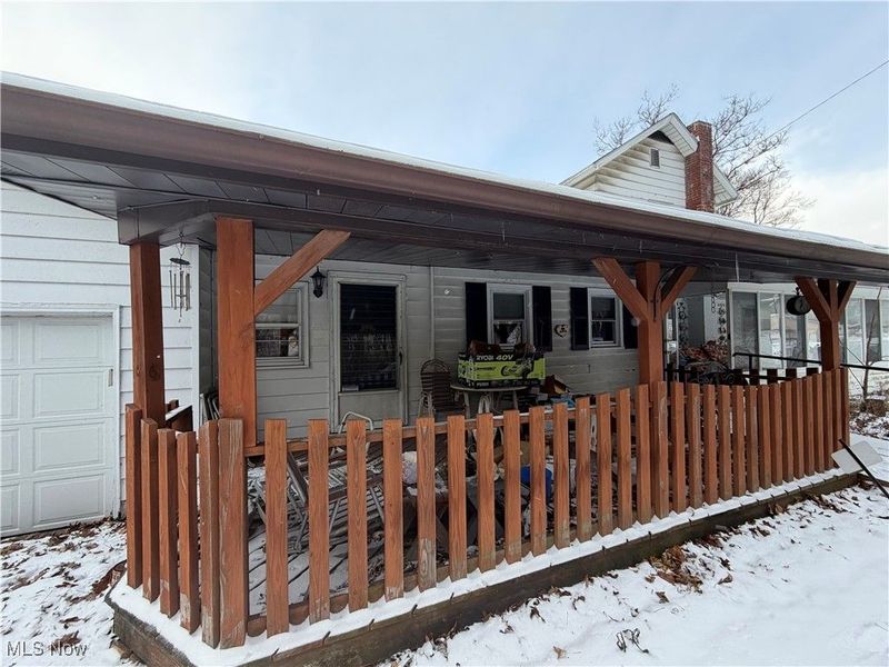 47085 Oak Street, New Waterford, OH 44445 Photo 3