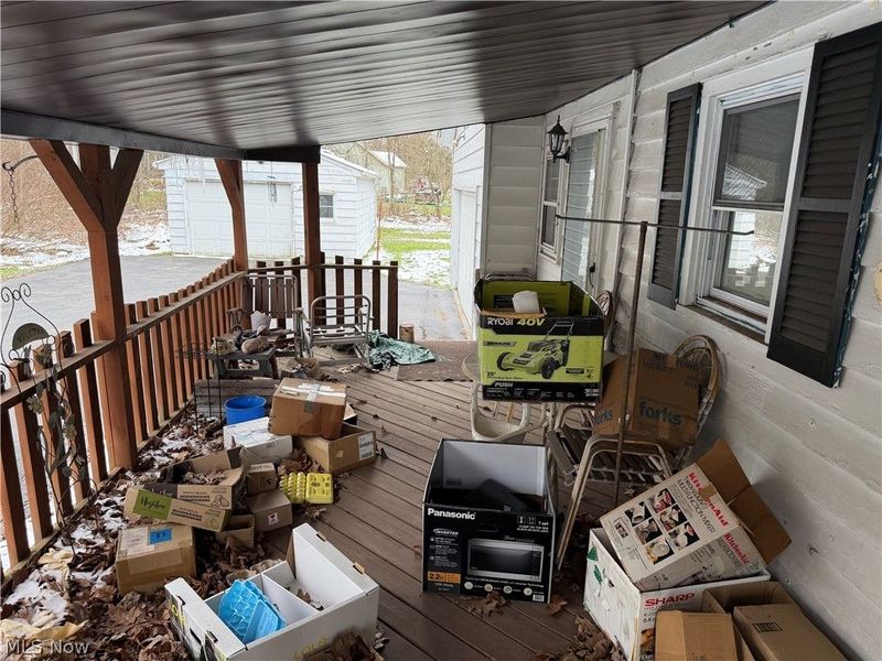 47085 Oak Street, New Waterford, OH 44445 Photo 4