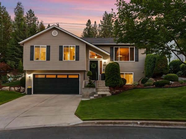 4724 E 15th Ave, Spokane Valley, WA 99212