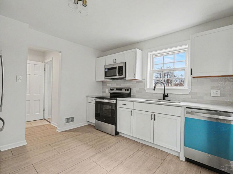 1137 Covedale Avenue, Cincinnati, OH 45238 Photo 13