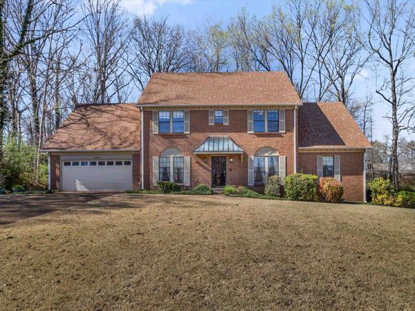 2481 CARROLLWOOD LN, Memphis, TN 38016