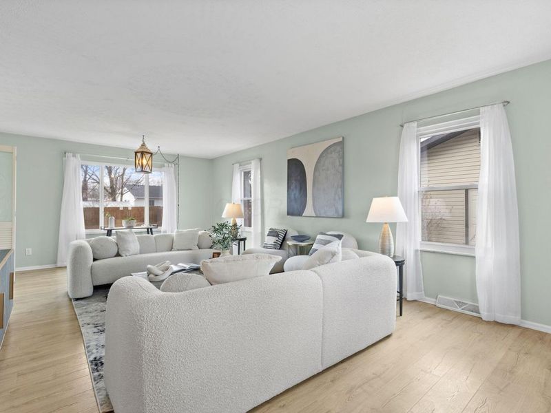 309 Broken Arrow Road, Gahanna, OH 43230 Photo 2