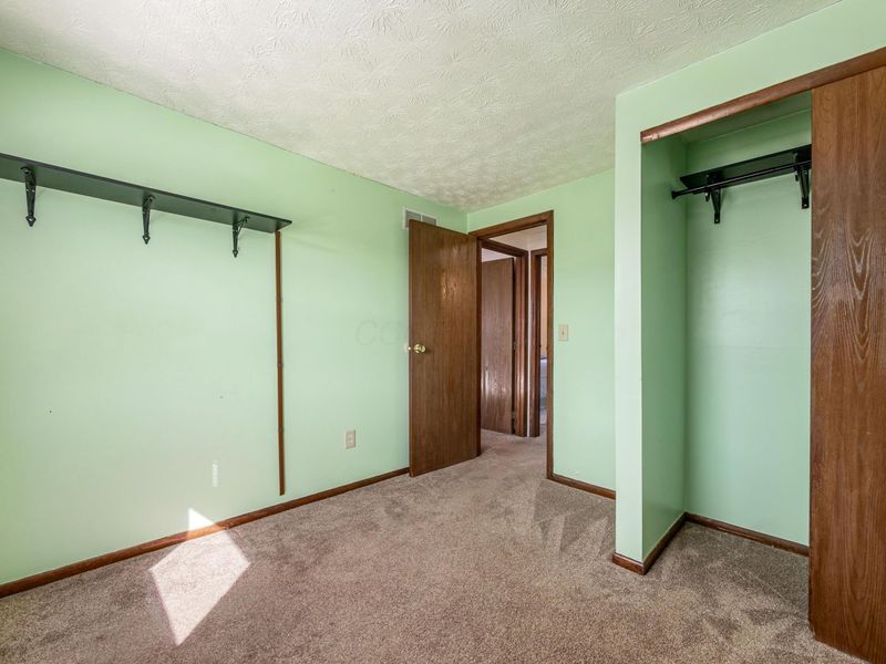 6546 Birch Park Drive, Galloway, OH 43119 Photo 16