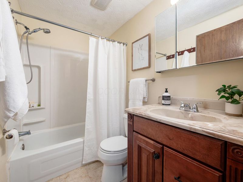 6546 Birch Park Drive, Galloway, OH 43119 Photo 20