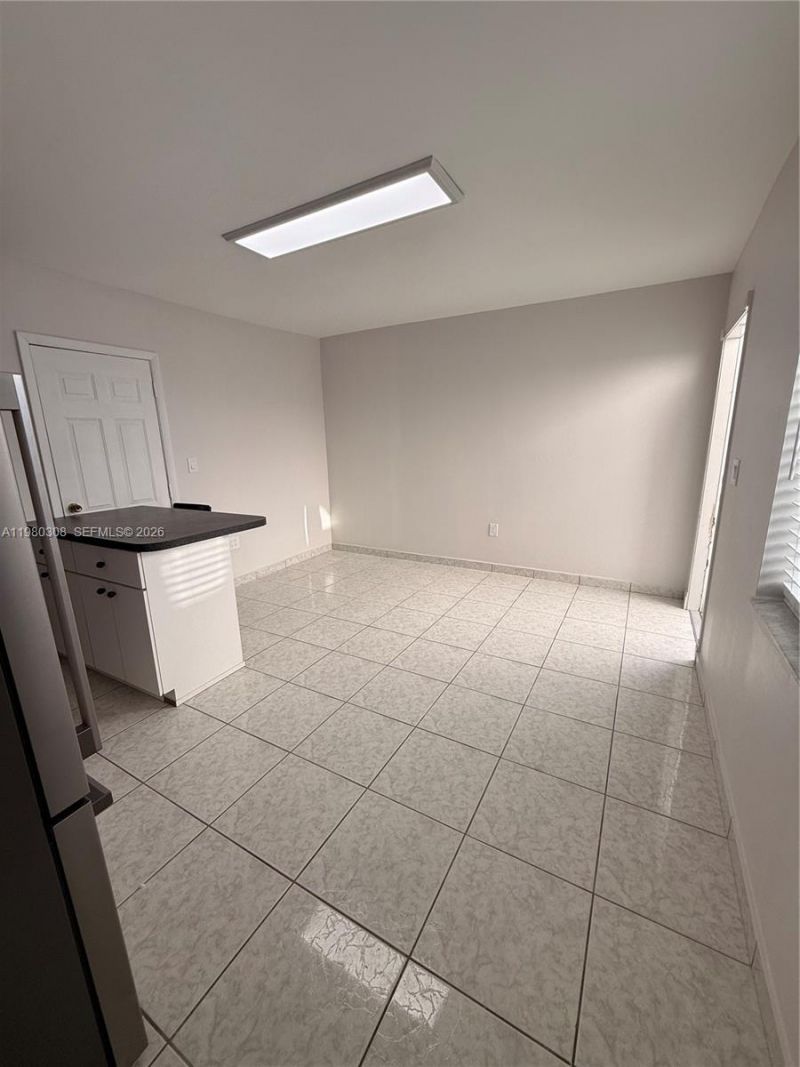 3666 SW 24th Ter , Unit R, Miami, FL 33145 Photo