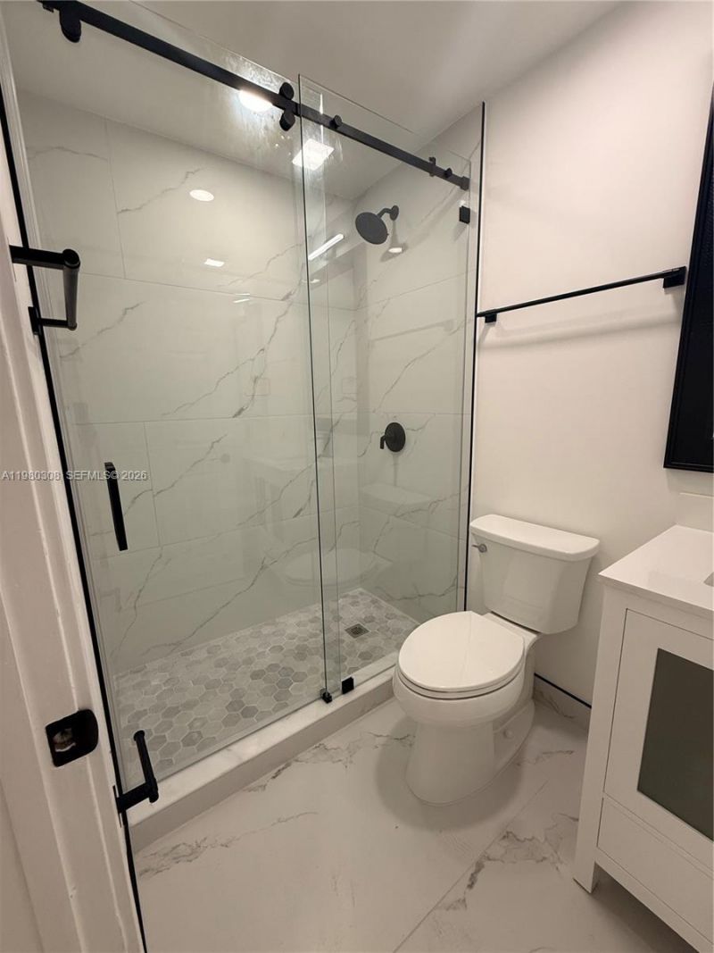 3666 SW 24th Ter , Unit R, Miami, FL 33145 Photo