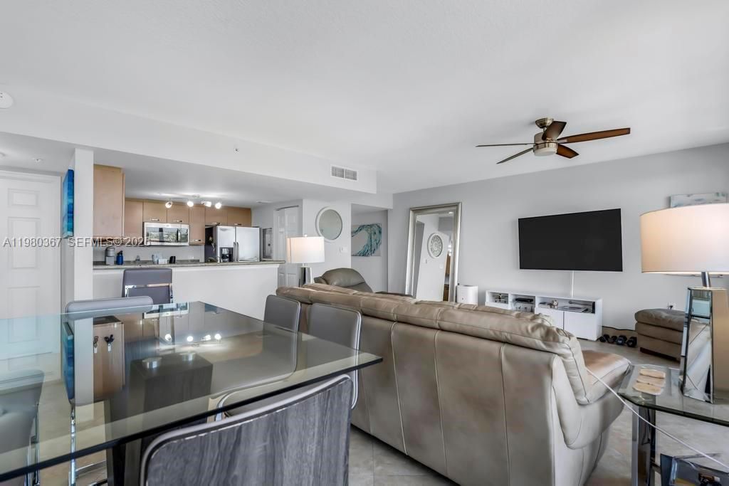 2001 N Ocean Blvd, Fort Lauderdale, FL 33305 Photo