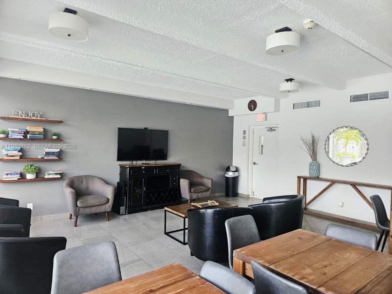 20381 NE 30th Ave, Unit 220, Aventura, FL 33180 Photo